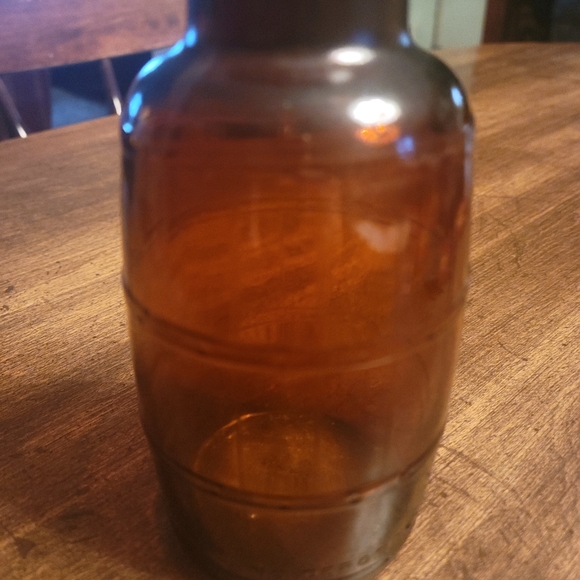 BROWN GLASS BOTTLE - Picture 1 of 4